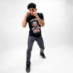 USYK Graphic Tee 9 USYK Graphic Tee -RIVAL BOXING SHOP R 2024 fighter tee USYK front action 02