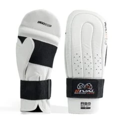 RB5 Bag Mitts 19 RB5 Bag Mitts -RIVAL BOXING SHOP R 2025 DESIGN WEB PRODUCT PHOTOS BAGLOVES RB5 WHITE 2